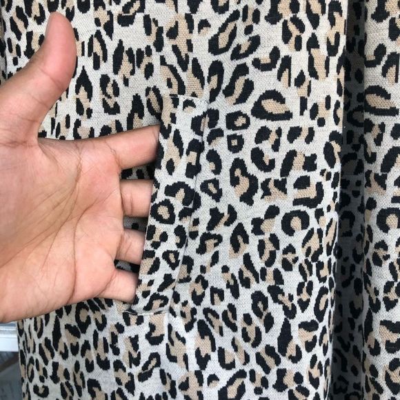 Tyler Böe Leopard Print Cowl Neck 3/4 Sleeve Sweater Dress Size Small, MSRP $153 - Picture 5 of 10